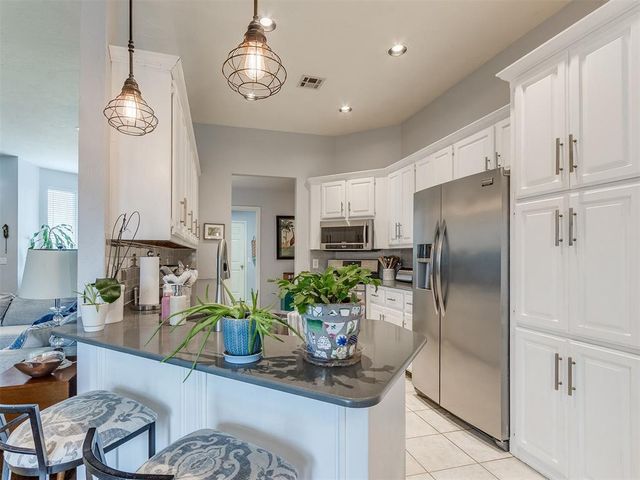 8425 NW 77th Place, Oklahoma City, OK 73132