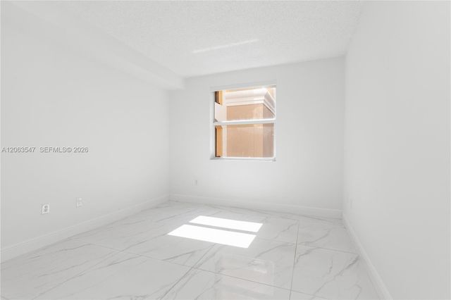 17100 N Bay Rd 1210, Sunny Isles Beach, FL 33160