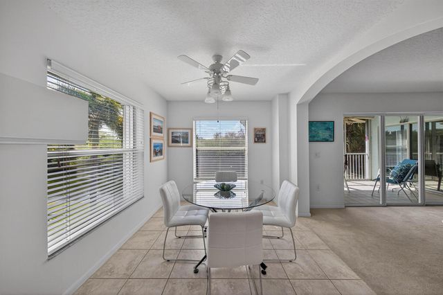 7676 Springwater Place 201, Boynton Beach, FL 33437