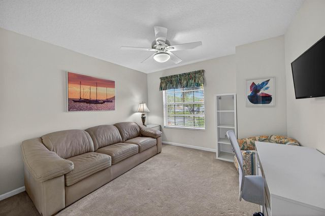 7676 Springwater Place 201, Boynton Beach, FL 33437