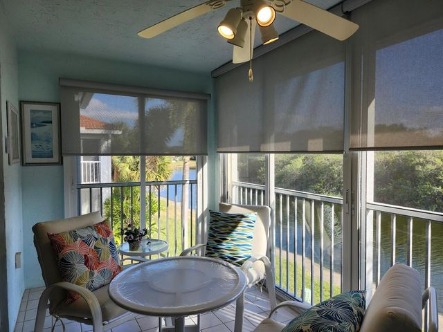 7676 Springwater Place 201, Boynton Beach, FL 33437