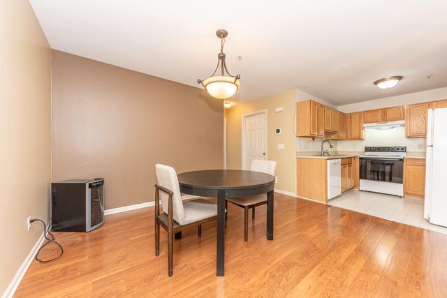 1867 Lindsay Lane, Ann Arbor, MI 48104