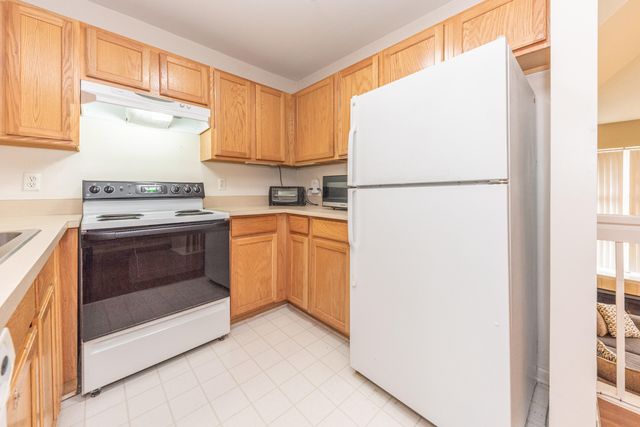 1867 Lindsay Lane, Ann Arbor, MI 48104