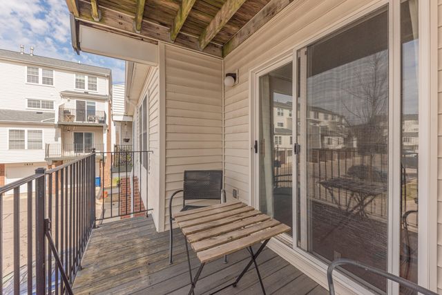 1867 Lindsay Lane, Ann Arbor, MI 48104