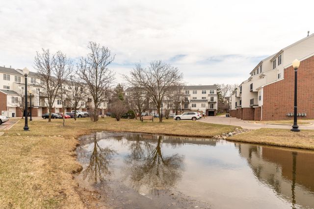 1867 Lindsay Lane, Ann Arbor, MI 48104