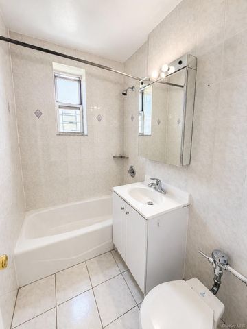 3051 Hobart Street 5B, Woodside, NY 11377