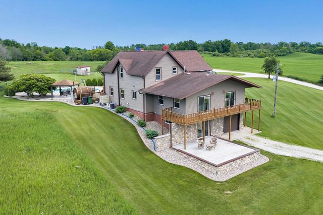 17111 KVITEK ROAD, Maribel, WI 54227