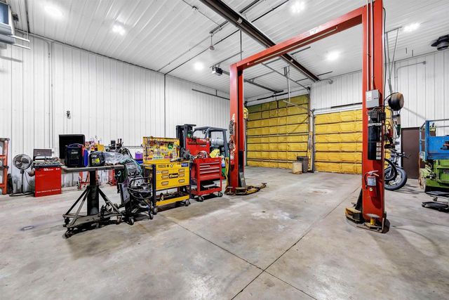 17111 KVITEK ROAD, Maribel, WI 54227