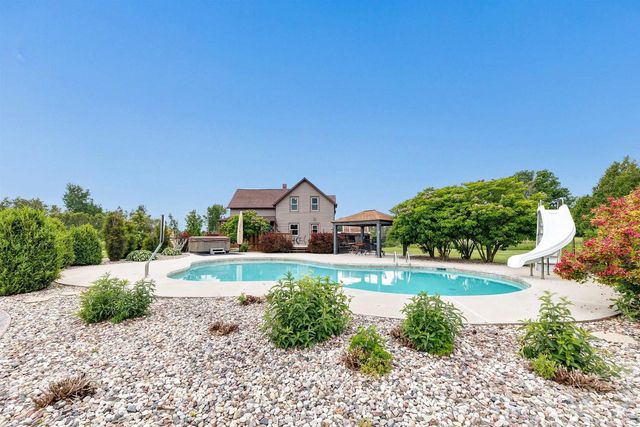17111 KVITEK ROAD, Maribel, WI 54227