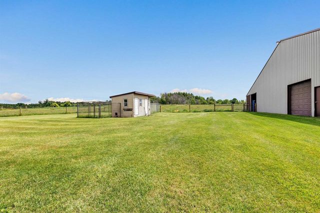 17111 KVITEK ROAD, Maribel, WI 54227