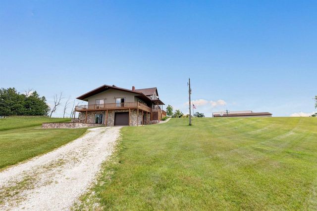 17111 KVITEK ROAD, Maribel, WI 54227