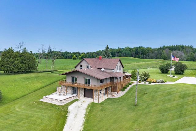 17111 KVITEK ROAD, Maribel, WI 54227