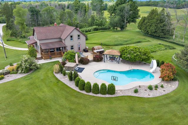 17111 KVITEK ROAD, Maribel, WI 54227