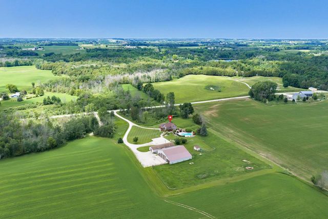 17111 KVITEK ROAD, Maribel, WI 54227