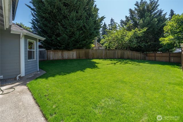 13511 110th Avenue Ct E, Puyallup, WA 98374