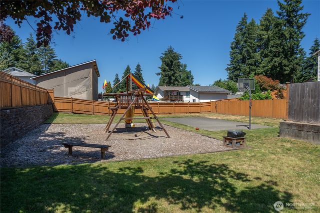 13511 110th Avenue Ct E, Puyallup, WA 98374