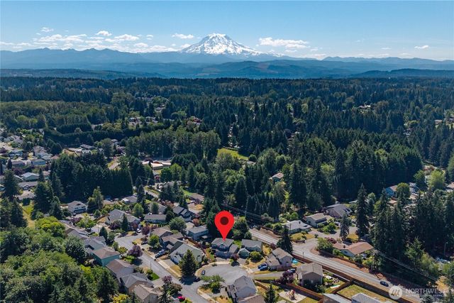 13511 110th Avenue Ct E, Puyallup, WA 98374