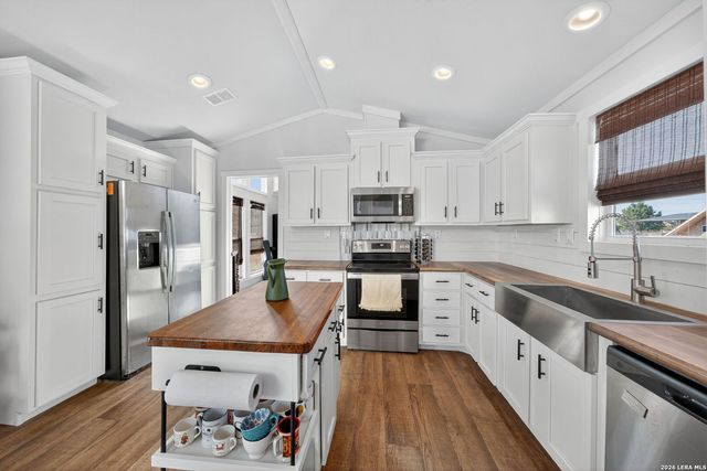 149 PR 4777, Castroville, TX 78009