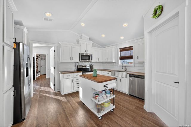 149 PR 4777, Castroville, TX 78009