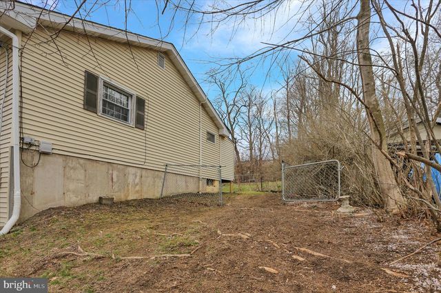 19 BACK ST, Mahanoy City, PA 17948