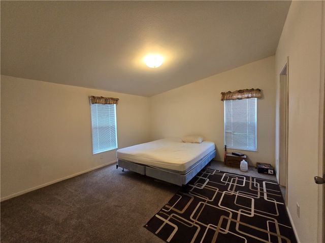 3689 N Avra Road, Golden Valley, AZ 86413