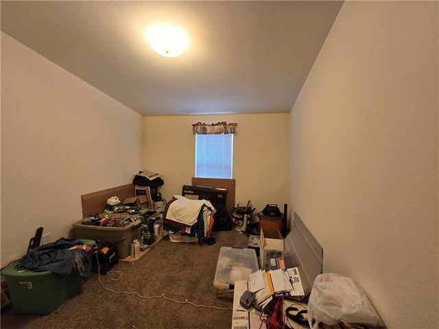 3689 N Avra Road, Golden Valley, AZ 86413