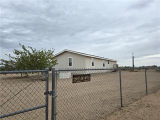 3689 N Avra Road, Golden Valley, AZ 86413