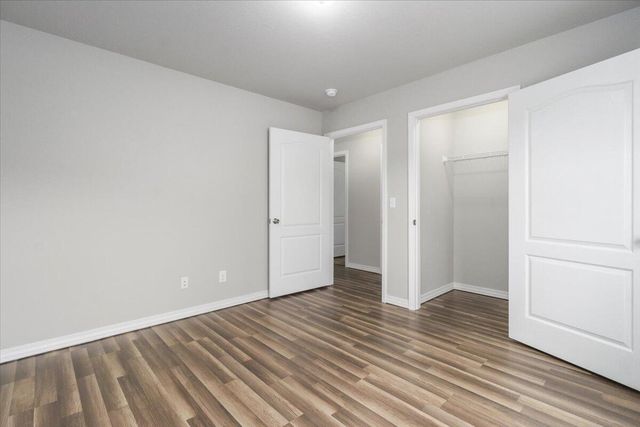 2502, 2503 Kody, Melissa & Courtney, West Plains, MO 65775