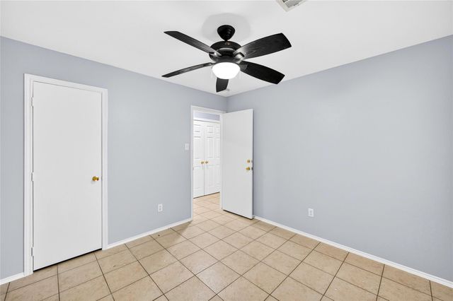 2135 Falling Oaks Road, Houston, TX 77038