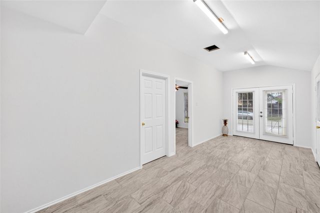 2135 Falling Oaks Road, Houston, TX 77038