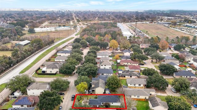 2135 Falling Oaks Road, Houston, TX 77038