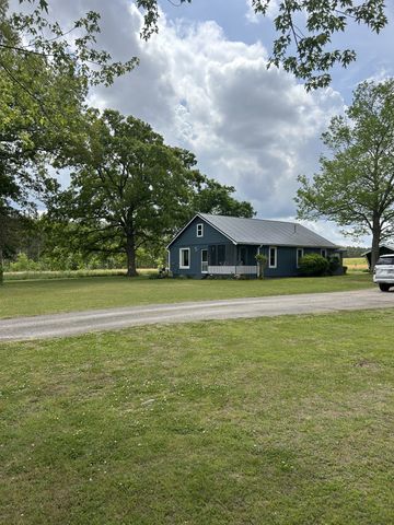 3655 Waynesboro Hwy, Lawrenceburg, TN 38464