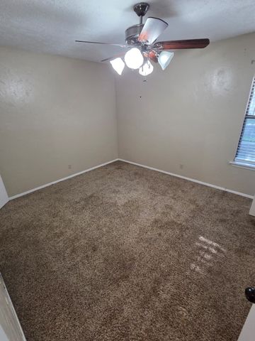 1500 N Grant Drive A, Sherman, TX 75092