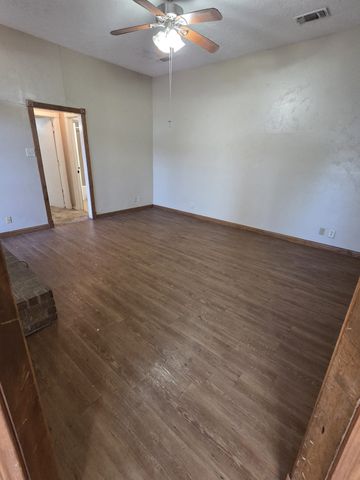 1500 N Grant Drive A, Sherman, TX 75092