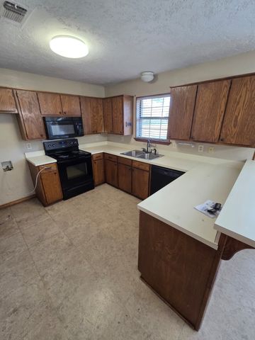 1500 N Grant Drive A, Sherman, TX 75092