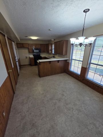 1500 N Grant Drive A, Sherman, TX 75092