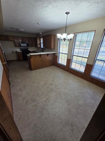 1500 N Grant Drive A, Sherman, TX 75092