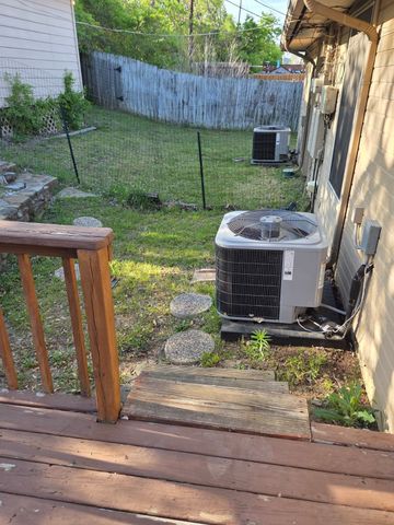 1500 N Grant Drive A, Sherman, TX 75092