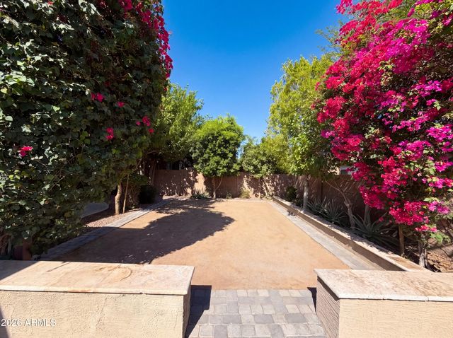 1738 E BERETTA Place, Chandler, AZ 85286
