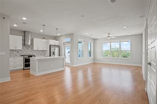 2721 Wingate Street 203, Fort Worth, TX 76107