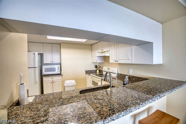 1900 Virginia AVE 102, Fort Myers, FL 33901
