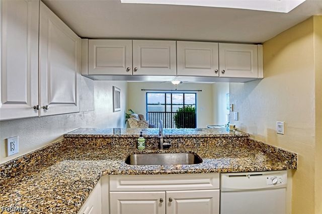1900 Virginia AVE 102, Fort Myers, FL 33901