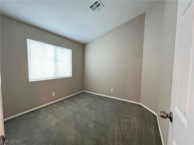 6633 LUND Drive, Las Vegas, NV 89108
