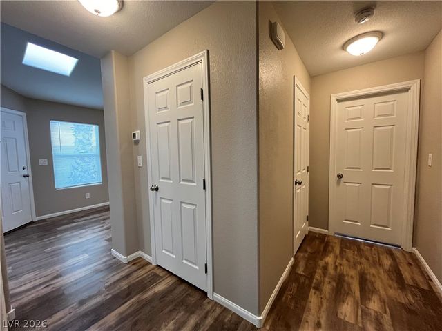 6633 LUND Drive, Las Vegas, NV 89108