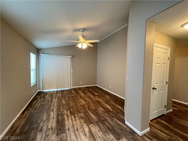 6633 LUND Drive, Las Vegas, NV 89108