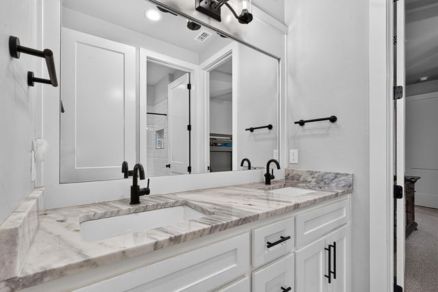 114 Saddle Brook Circle, Hallsville, TX 75650