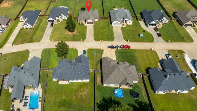 114 Saddle Brook Circle, Hallsville, TX 75650