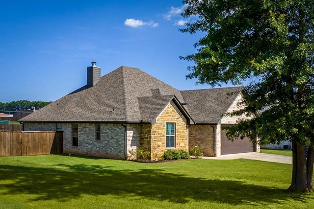 114 Saddle Brook Circle, Hallsville, TX 75650