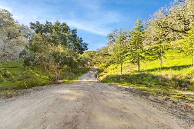 5 El Vanada Road, Redwood City, CA 94062