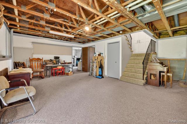 2467 N Lake George Road, Metamora, MI 48455